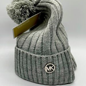 NEW! Knit 🧶 Beanie - Micheal Kors. Grey pompom, SUPER SOFT!  Never worn.